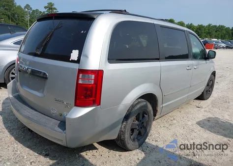 2010 Dodge Grand Caravan Sxt z USA, uszkodzony, nr VIN 2D4RN5D12AR121471